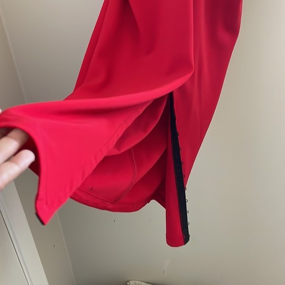 Red Hot Designer Cocktail Dress ❤️ 🔥 Medium - Picture 4 of 5